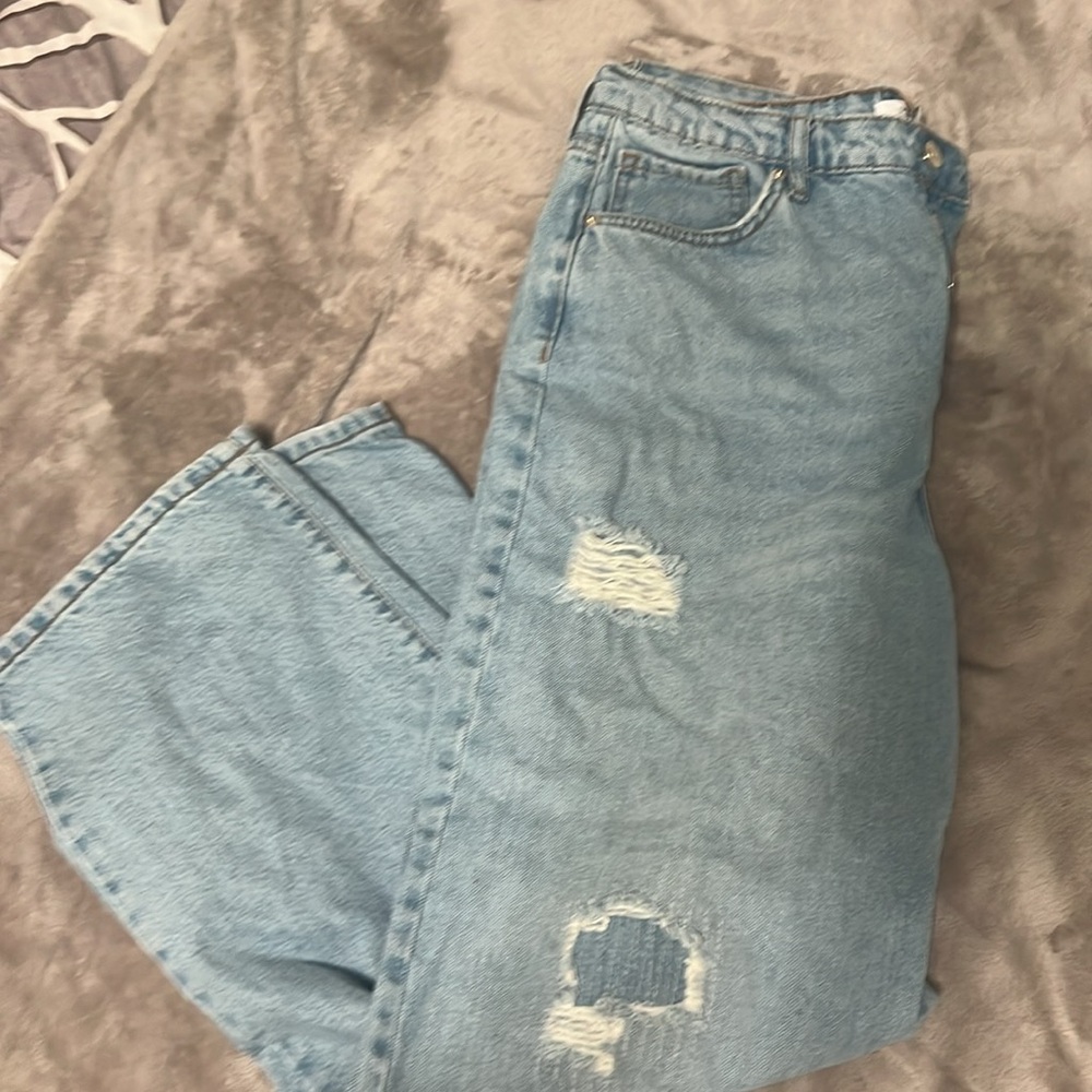 Forever 21 Light Blue Distressed Jeans